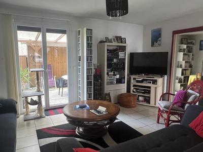 Maison - 96 m² - 5 pièces