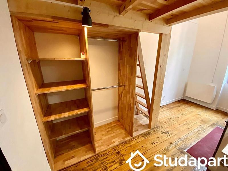 Chambre - 13 m² - 1 pièce