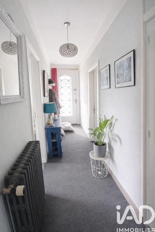 Maison - 168 m² - 9 pièces