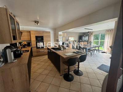 Maison - 150 m² - 6 pièces