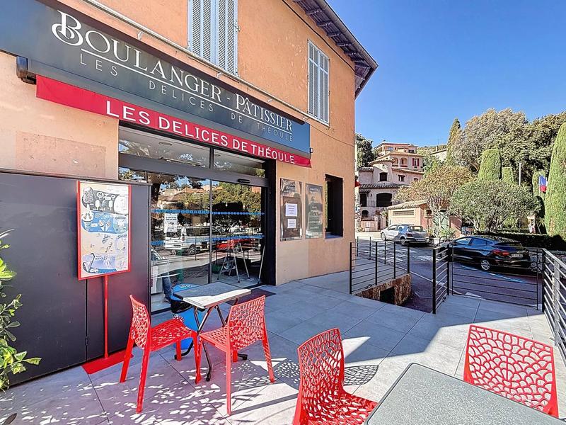 Fonds de commerce - 220 m²