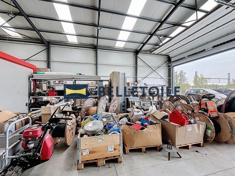 Entrepôt - 296 m²