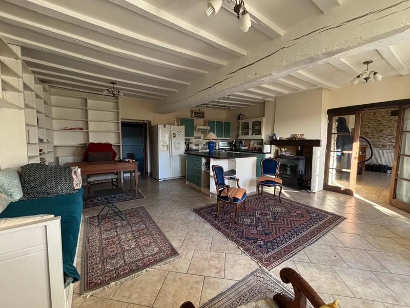 Maison - 262 m² - 6 pièces