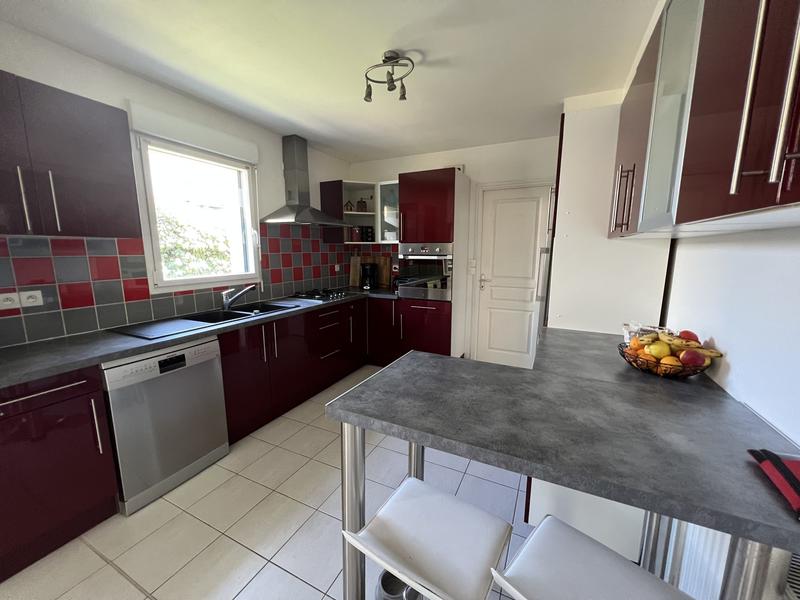 Maison - 123 m² - 6 pièces