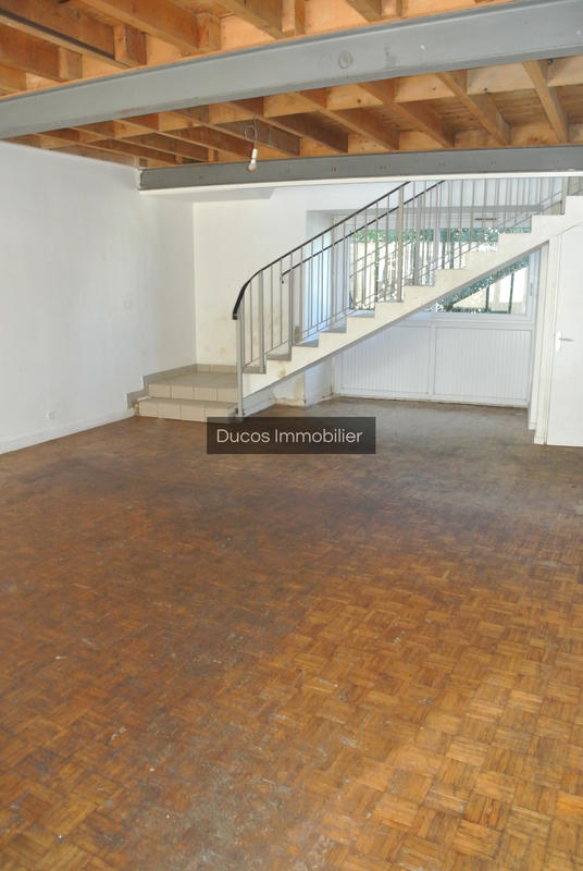 Maison - 230 m² - 7 pièces