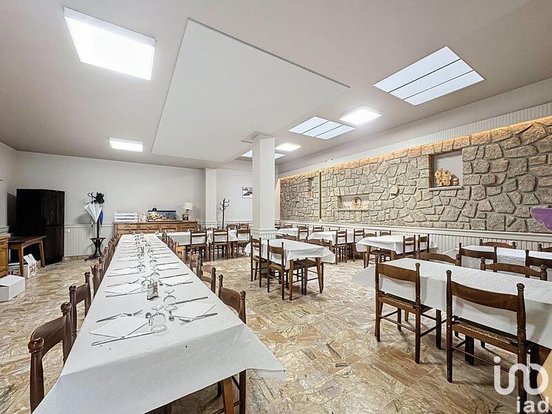 Local commercial - 920 m²