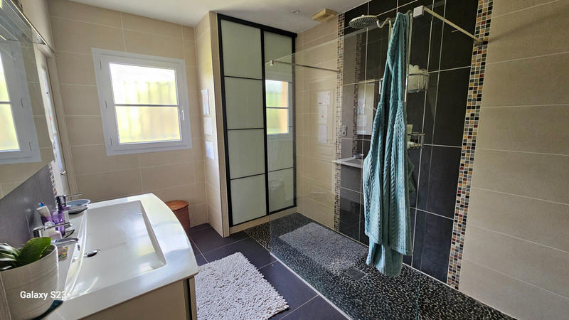 Maison - 170 m² - 7 pièces