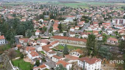 Appartement - 104 m² - 4 pièces