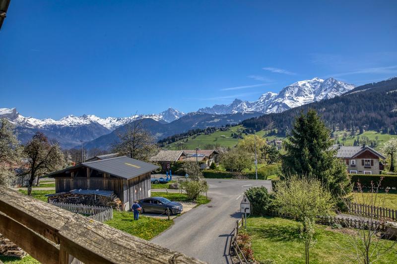 Châlet - 527 m² - 4 pièces