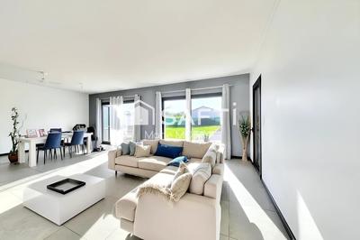 Maison - 160 m² - 5 pièces