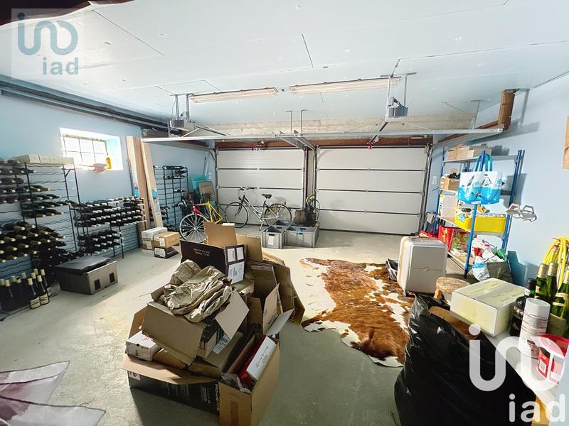 Maison - 185 m² - 8 pièces