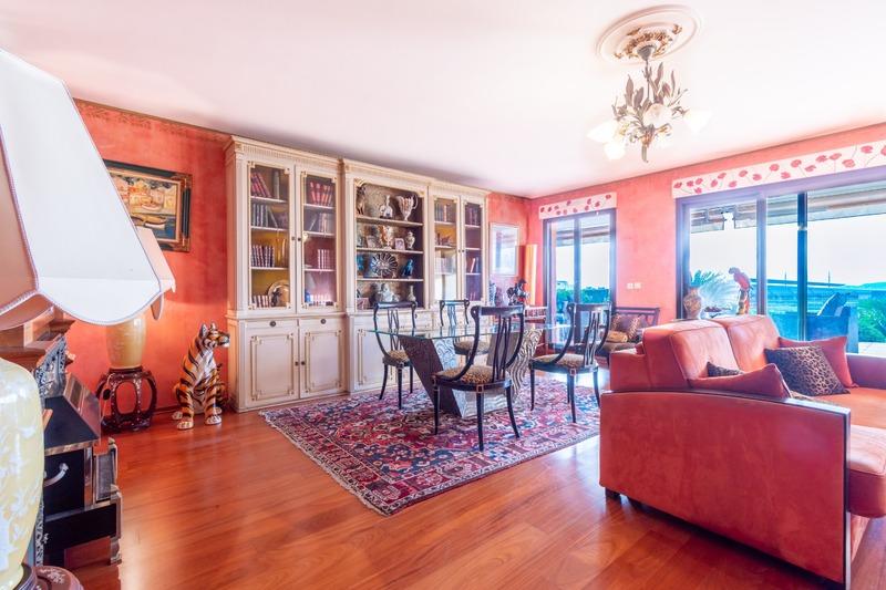 Appartement - 123 m² - 4 pièces