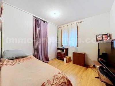 Maison jumelée - 90 m² - 5 pièces