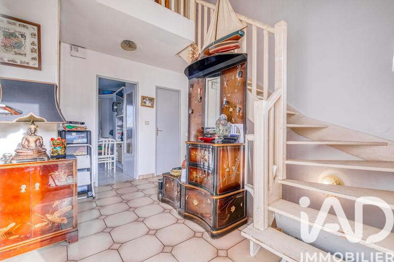 Maison - 167 m² - 7 pièces