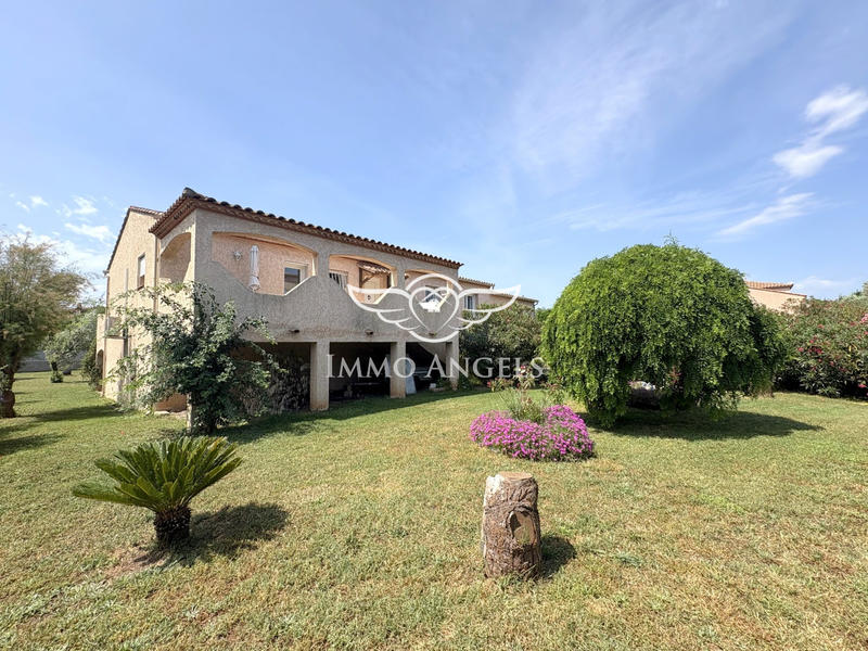 Maison - 163 m² - 8 pièces