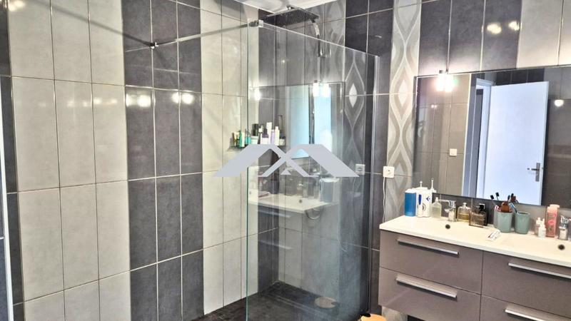 Villa - 142 m² - 4 pièces