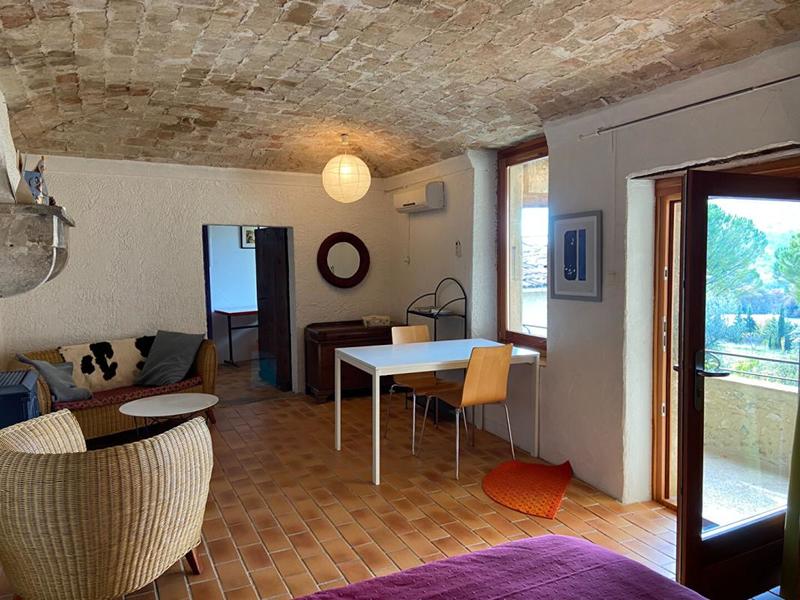 Maison - 330 m² - 11 pièces