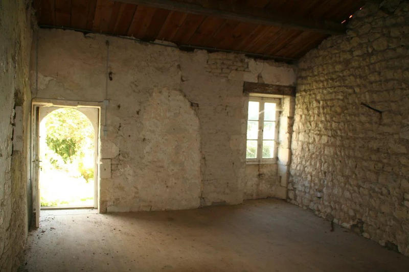 Maison - 180 m² - 8 pièces