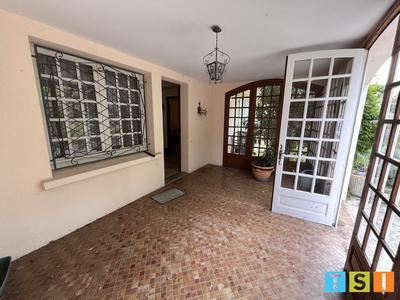 Maison - 153 m² - 6 pièces