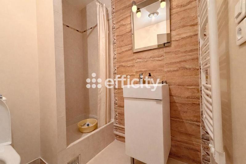 Appartement - 100 m² - 4 pièces