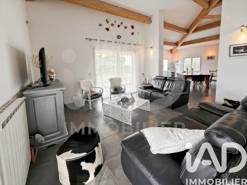 Maison - 183 m² - 6 pièces