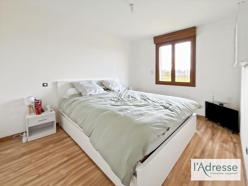 Maison - 90 m² - 3 pièces