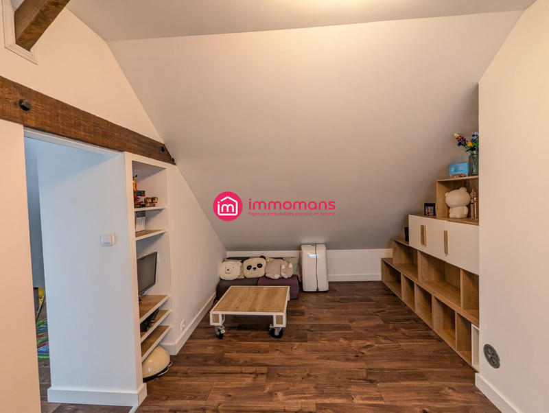 Maison - 93 m² - 4 pièces