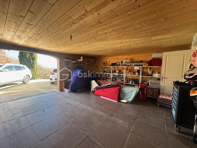 Maison - 145 m² - 5 pièces