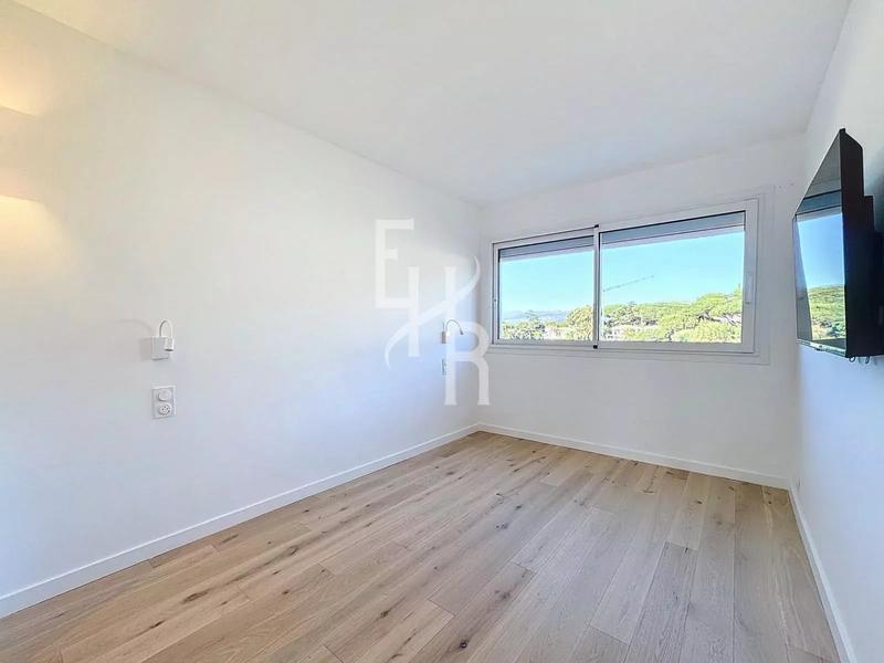 Appartement - 77 m² - 3 pièces