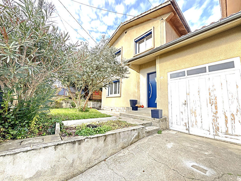 Maison - 102 m² - 5 pièces