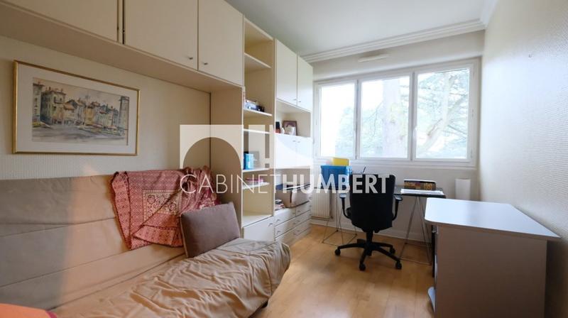 Appartement - 144 m² - 6 pièces