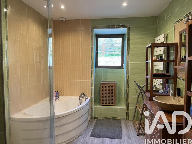 Maison - 178 m² - 5 pièces