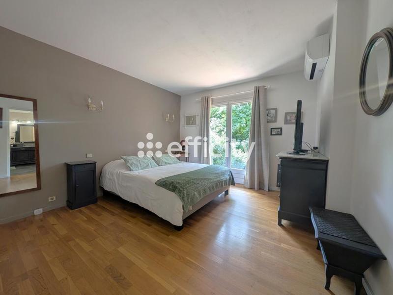 Villa - 290 m² - 5 pièces