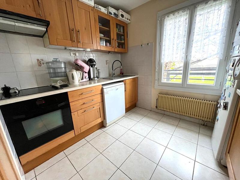Maison - 104 m² - 6 pièces