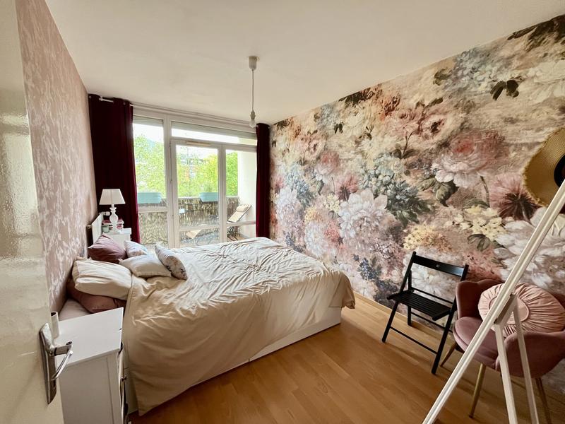 Appartement - 92 m² - 5 pièces