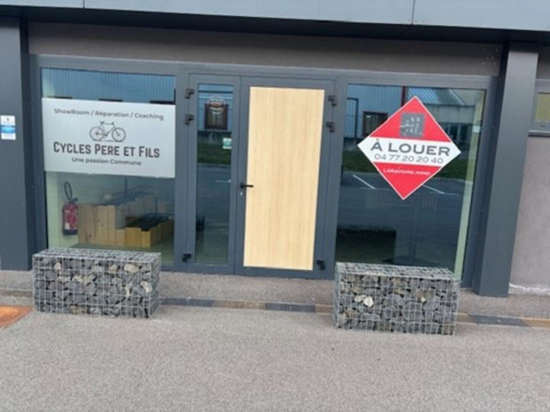 Local commercial - 168 m²