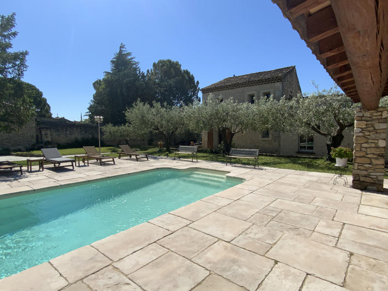 Maison - 200 m² - 6 pièces