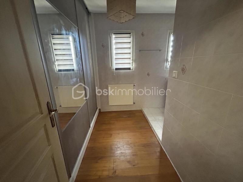 Maison - 150 m² - 6 pièces