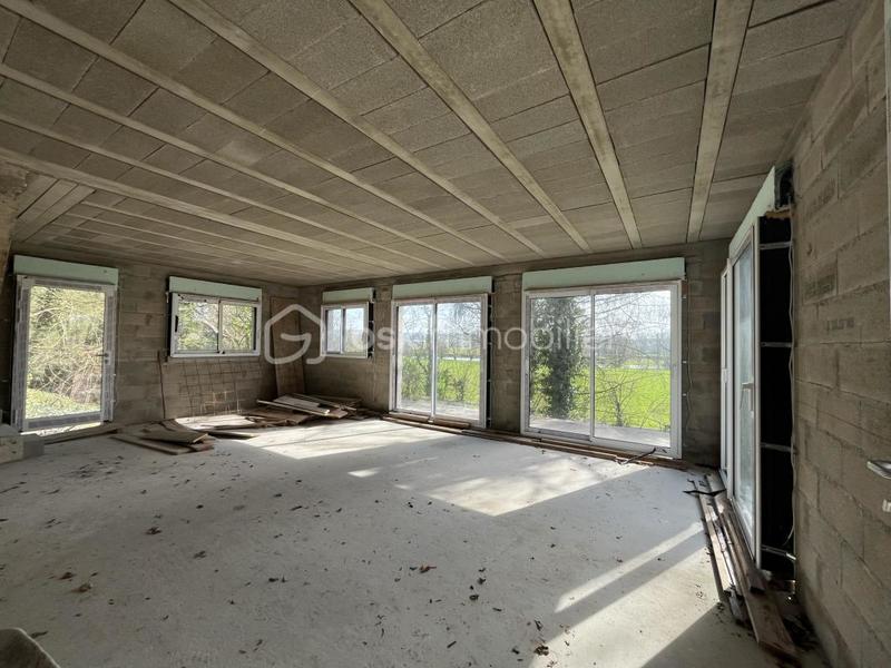 Maison - 140 m² - 5 pièces