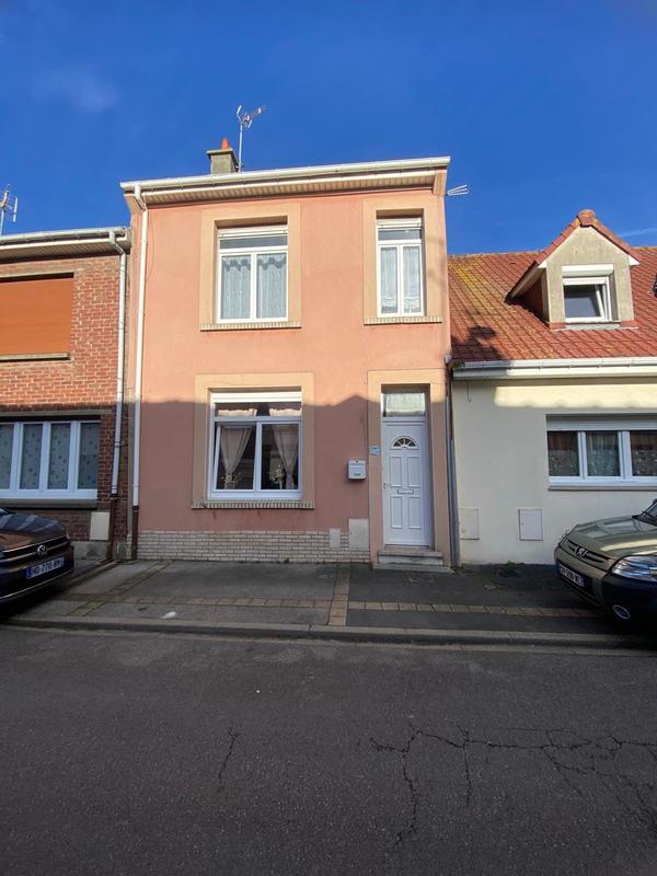 Maison - 102 m² - 4 pièces