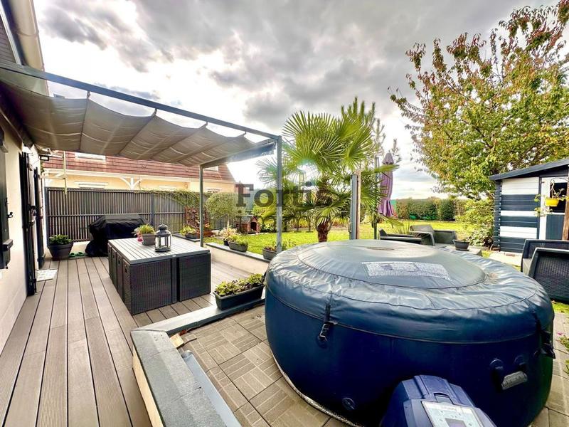 Maison - 105 m² - 5 pièces