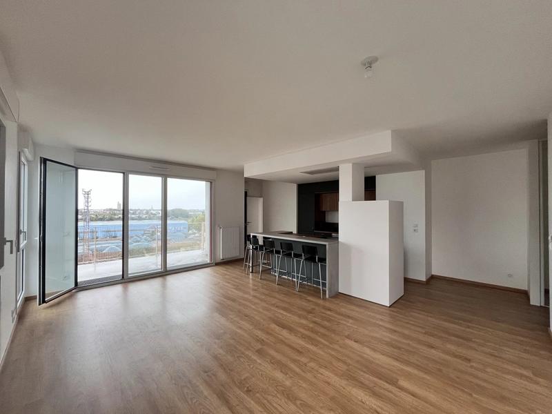 Appartement - 108 m² - 5 pièces