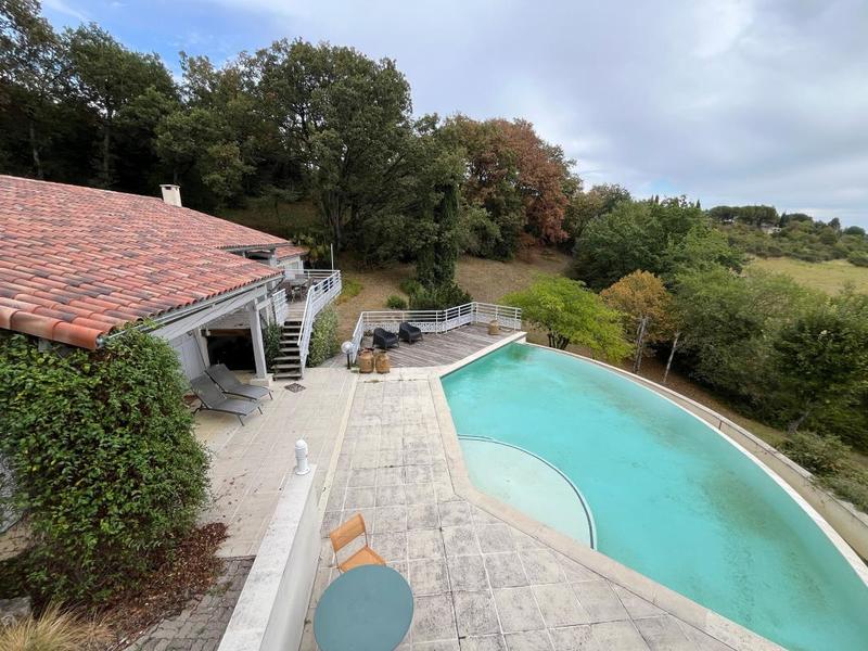 Maison d'architecte - 198 m² - 5 pièces