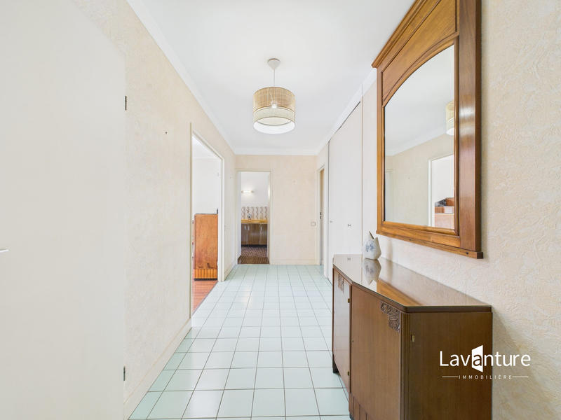 Appartement - 83 m² - 4 pièces