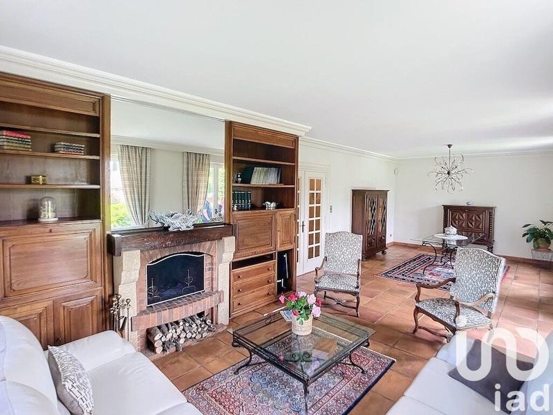 Maison - 205 m² - 8 pièces