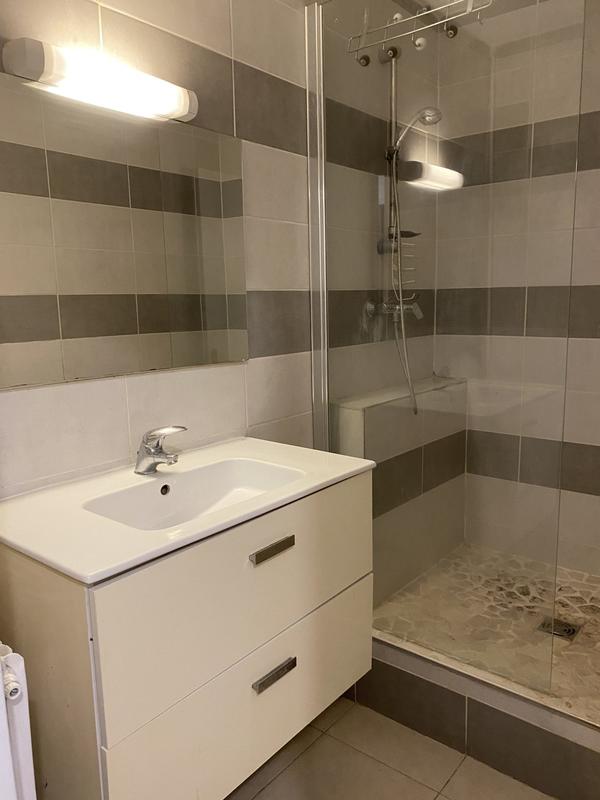 Appartement - 90 m² - 5 pièces