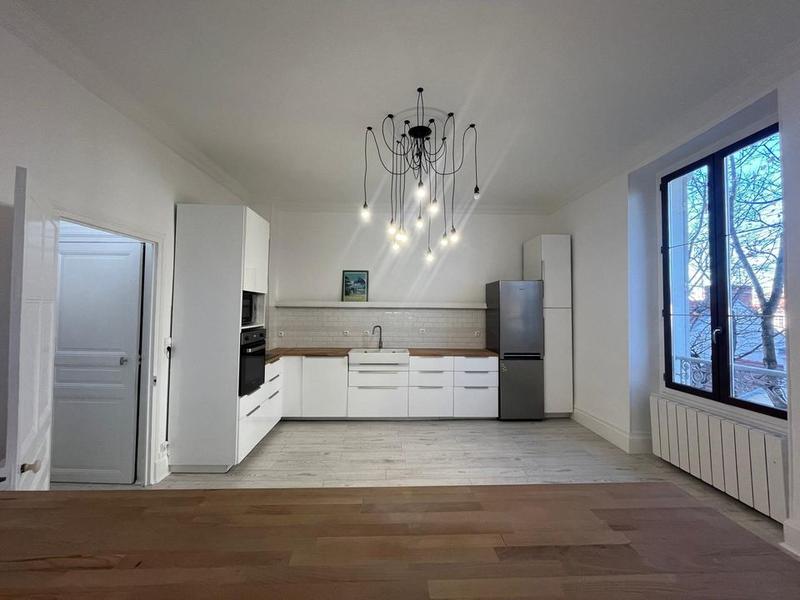 Appartement - 64 m² - 2 pièces