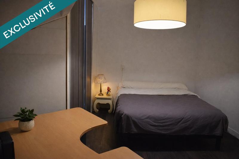 Maison - 181 m² - 8 pièces