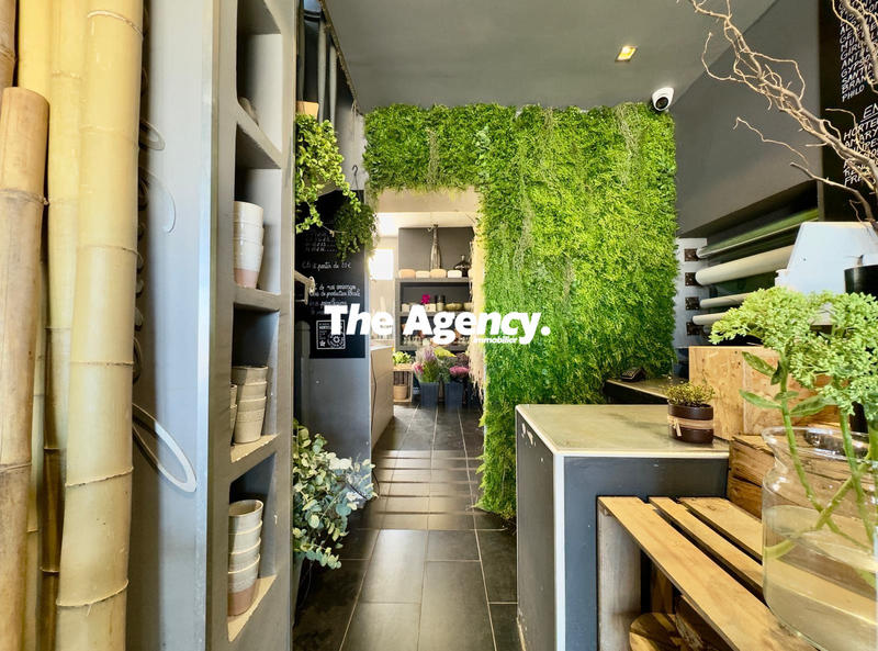 Fonds de commerce - Magasins - 52 m²