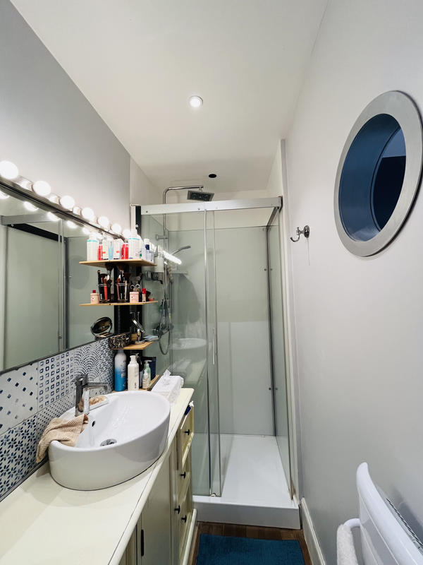 Maison - 202 m² - 10 pièces